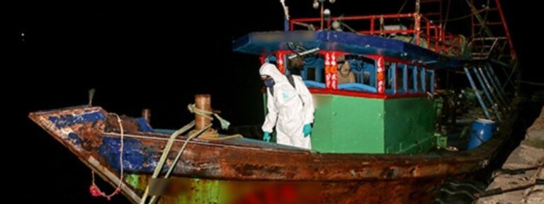 ඉන්දීය ධීවරයින් 11 දෙනෙකු පේදුරුතුඩුවේදී නාවික හමුදා අත්අඩංගුවට