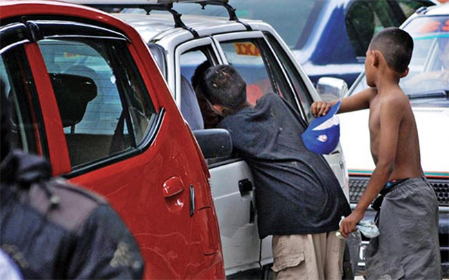 ආයතනික රැකවරණයක හෝ භාරකාරත්වයක සිටින ළමුන් සහ වීදි ළමුන්ට දීමනාවක්
