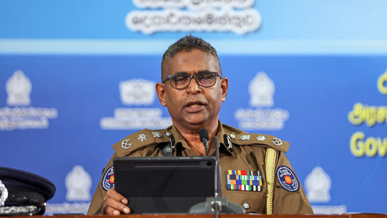 උසස් පොලිස් නිලධාරියෙකු ගැන පොලිස්පතිගෙන් CIDයට පැමිණිල්ලක්