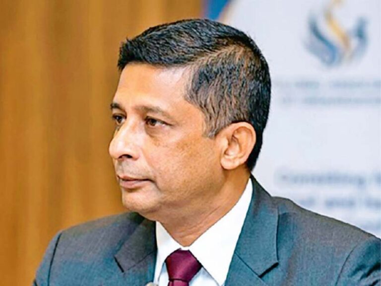සලේ වෙනුවෙන් බිරිඳගෙන් සහ නීතීඥයාගෙන් ශානිට ලිපි