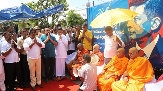 සලේ වෙනුවෙන් පැවැත්වූ සත්යග්රහය තාවකාලිකව නවත්වයි